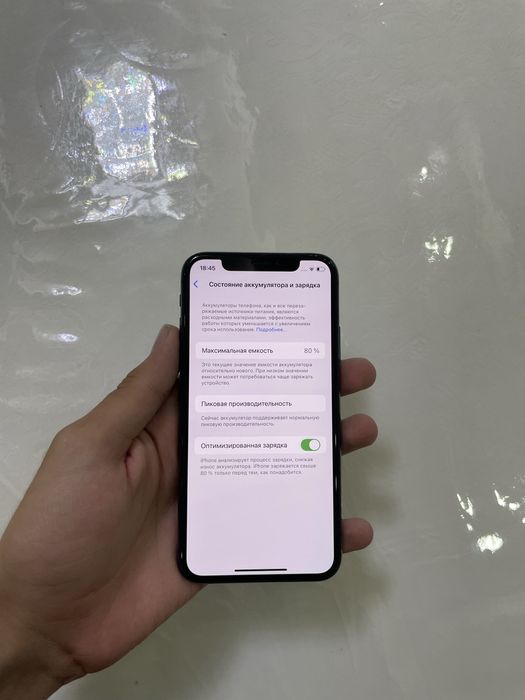 Iphone XS qora..