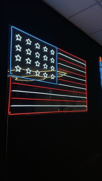 Неоновые вывески США