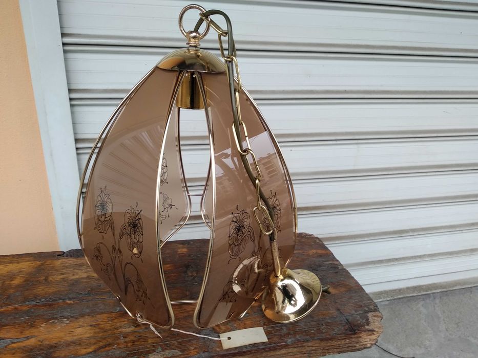 Лампа - стайна за монтаж на таван