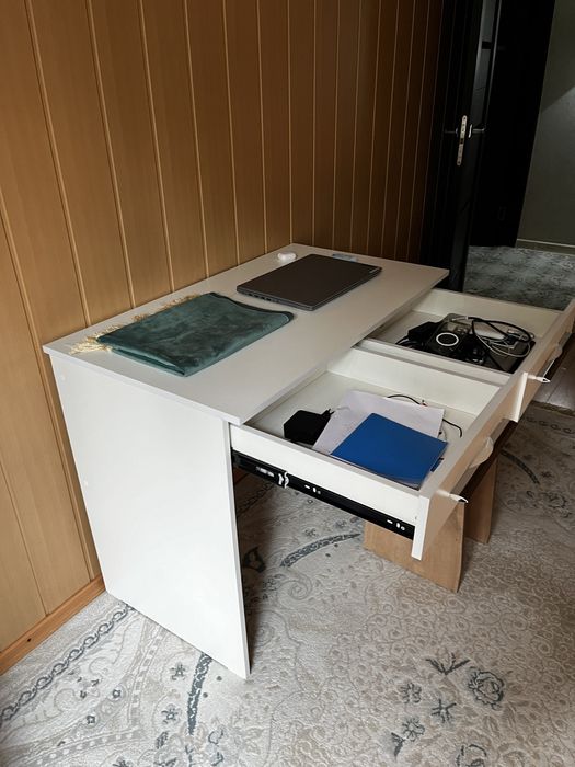 Стол для учебы