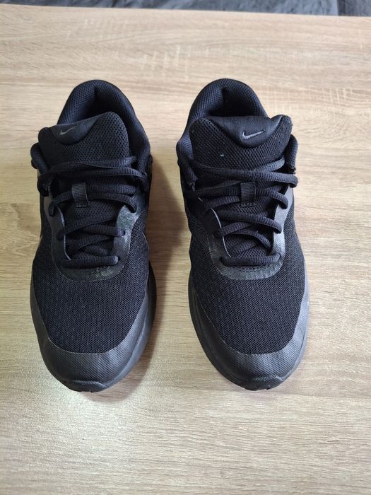 NIKE Обувки REVOLUTION 7