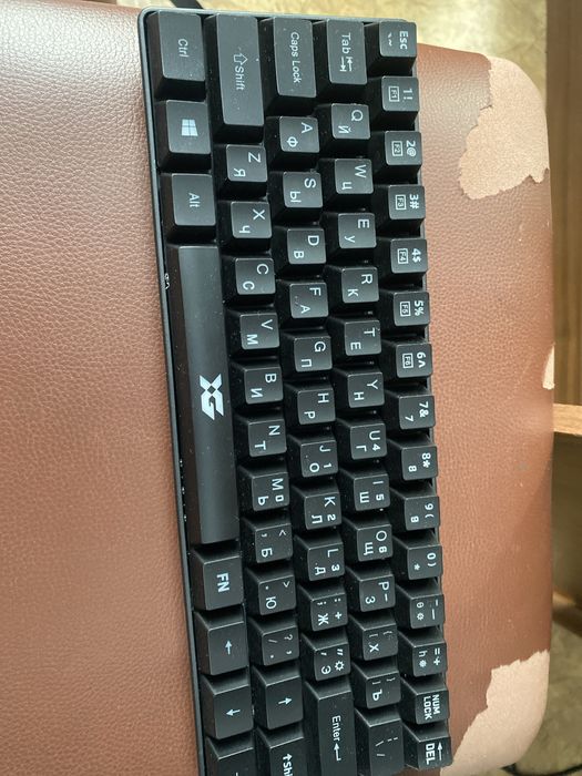 Продаю клавиратуру