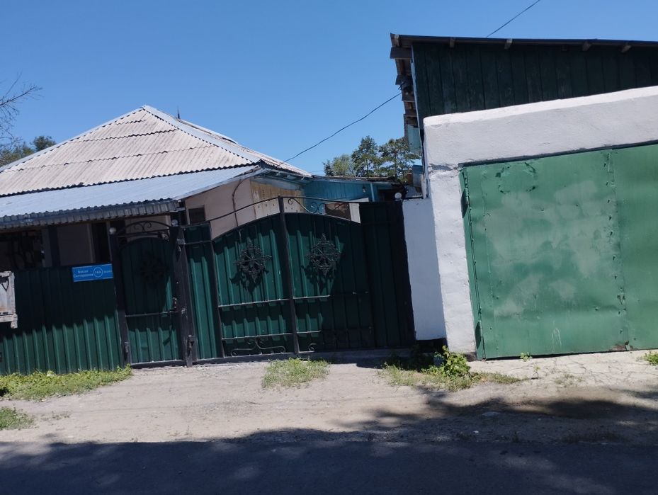 Продам дом в центре города сарканд