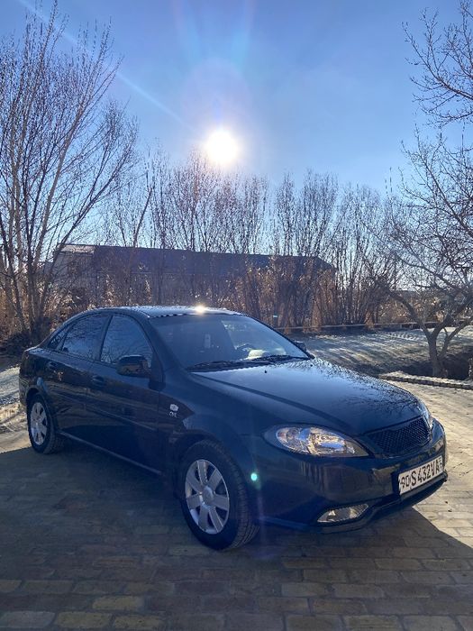 Chevrolet Lacetti 2010 yil xolati idealni uzim yedab yurgan moshinm