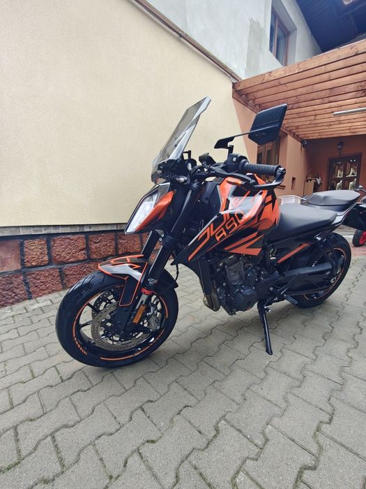 Ktm duke 890 (2023)