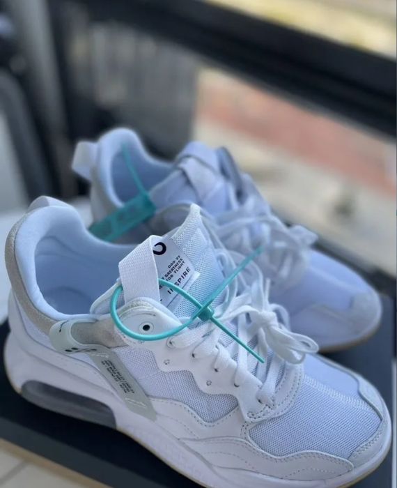 Nike Jordan Sotiladi