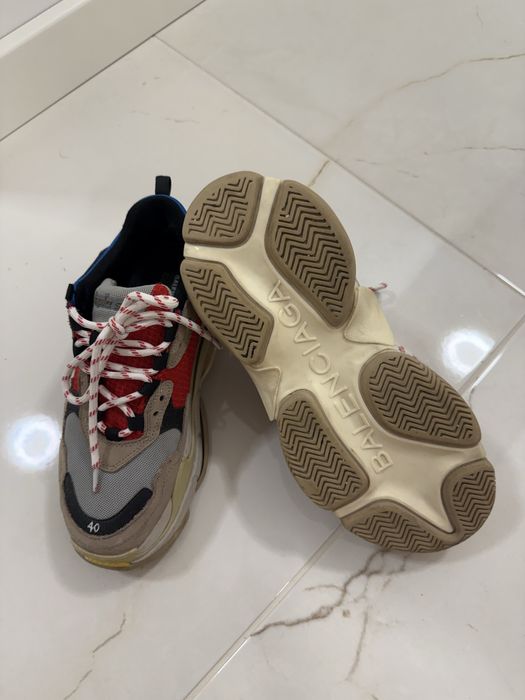 Balenciaga track , Track 2 , triple s