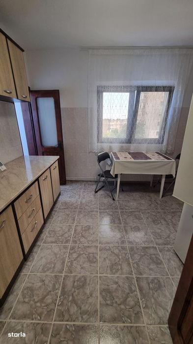 Apartament 2 camere decomandat zona Km 4/5 Constanța