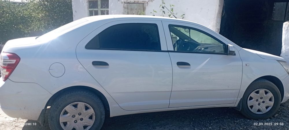 Срочно кобальт мошинамни сотаман.  Холати яхши келишамиз.Хатирчиданмиз