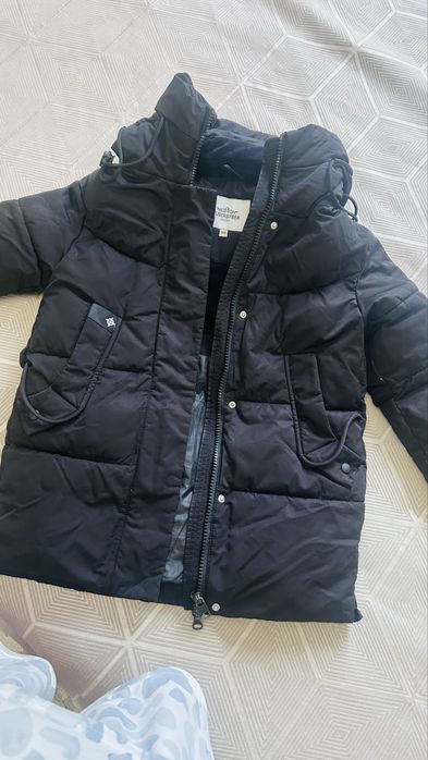 Продам зимний пуховик на мальчика