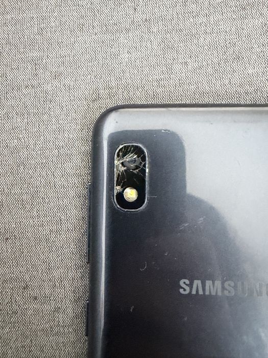 Samsung Galaxy A10, 32GB – Pentru piese