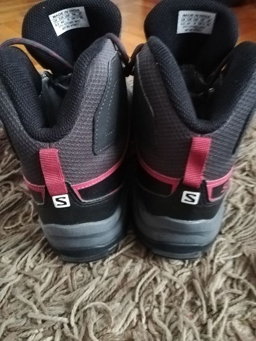 Оригинални туристически Salomon Gore-tex номер 40