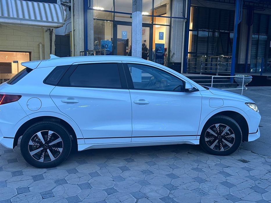 Byd e2 sotiladi holati alooo