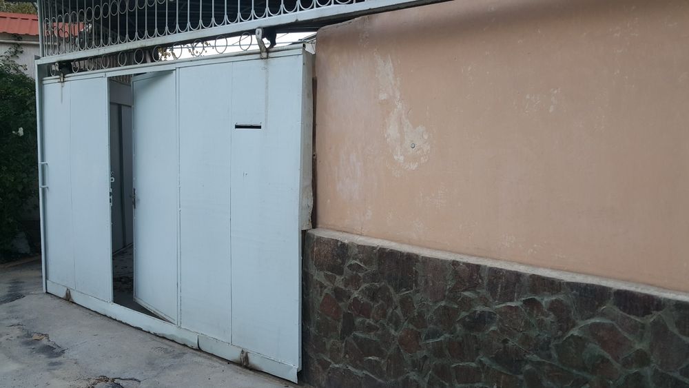 Продажа земельного участка с домом