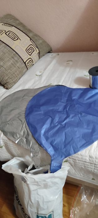 Продам шарики разные.