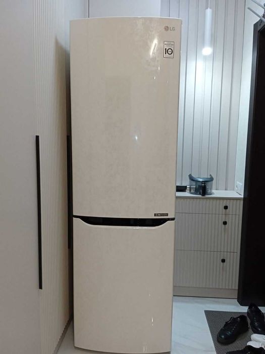 Холодильник LG (лджи)