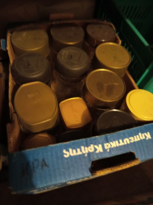 Буркани от нес кафе