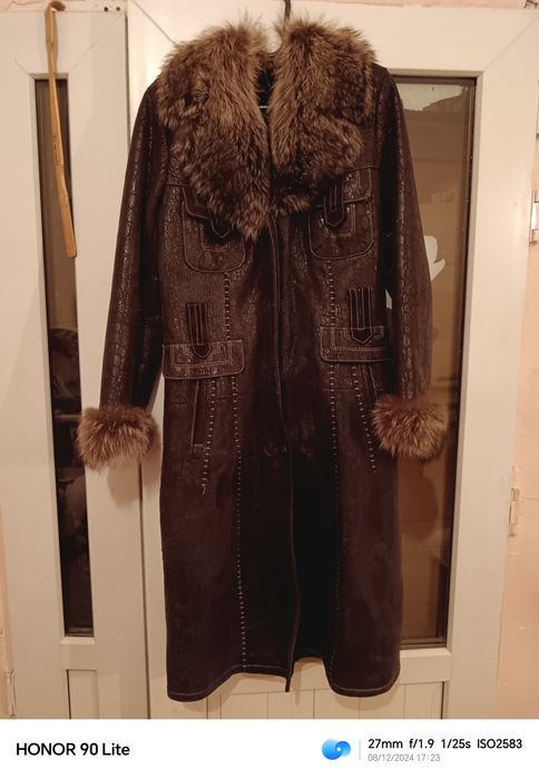 Продам дубленку в отличном состояние