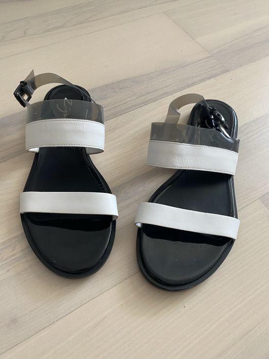 Продам босоножки испанские