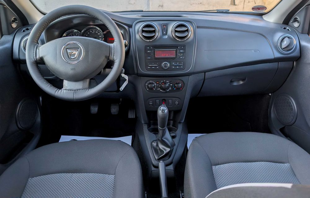 Dacia Sandero 2015