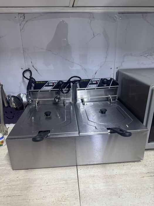 Фритюрница абсалютно новая