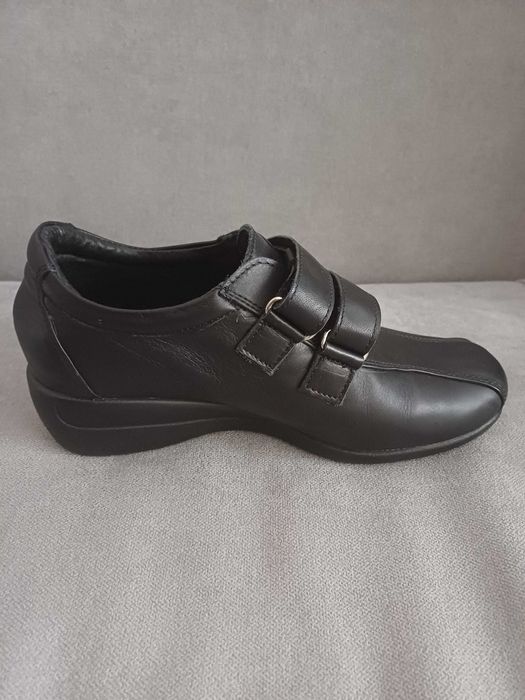 Дамски обувки №35, цвят черен