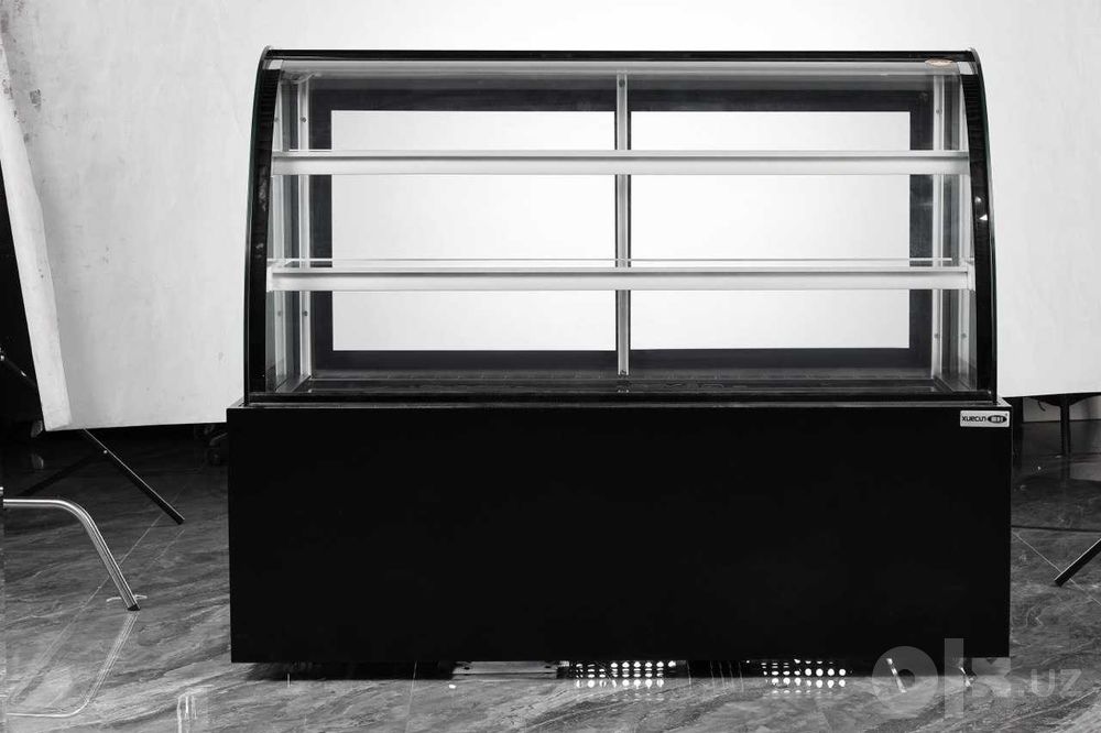 Витринный холодильник для десертов Vitrina holodilnik disert uchun