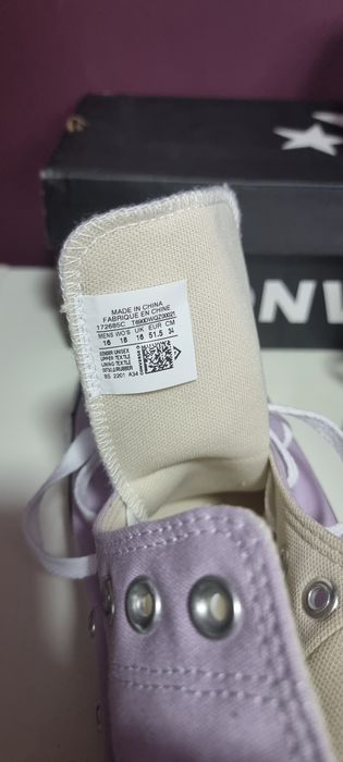 Incaltaminte Converse barbati noi cutie