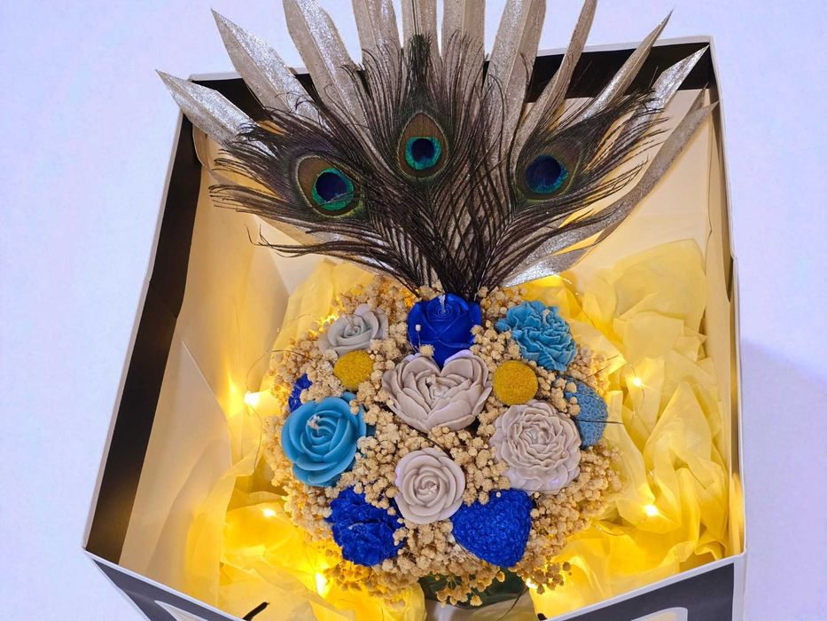 Aranjament Floral din ceara de soia - cadou, decor, 8 Martie