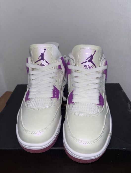 Jordan 4 Hyper Violet