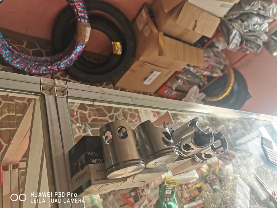 Pistoane  125 Yamaha dt, Cagiva. Gilera. 56mm  56.5 mm 57mm 57.5mm 58m