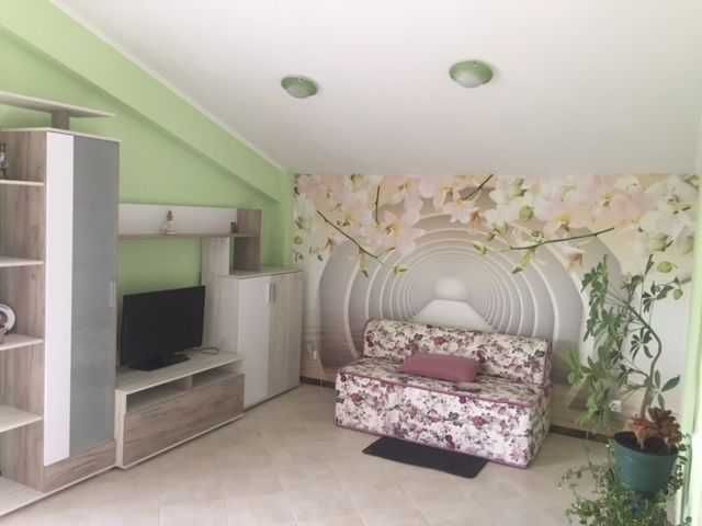 Дава се под наем Едностаен апартамент в София, Център - 32 кв.м за 325 € - Снимка #1