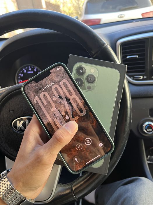 Продается iphone 13 Pro 256gb