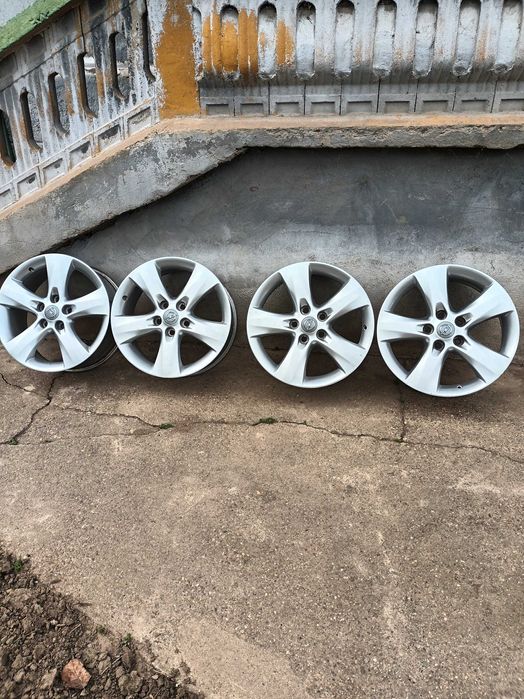 Джанти за Опел Астра J K Mokka и др. 17 цола 5х115 7.5J x 17 ET 44,0