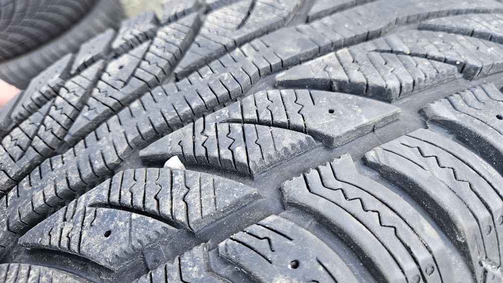 2бр гуми 245 70 16 дот 23 купър cooper