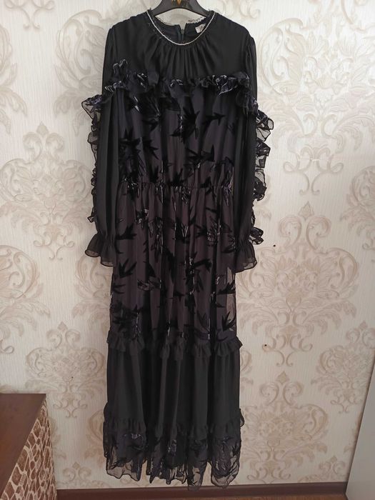 Продается Платье