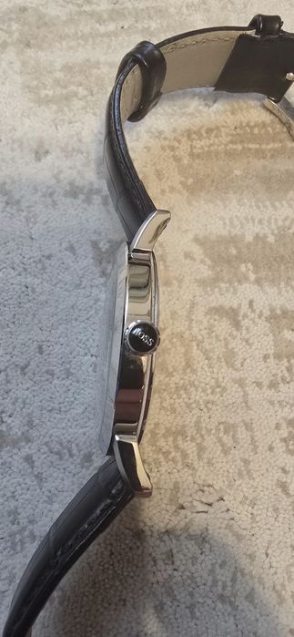 Hugo Boss Classic Blue – ceas original, elegant, in stare excelenta