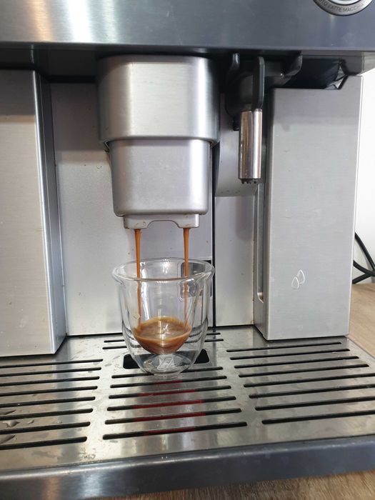 espressor cafea automat PHILIPS HD 5730