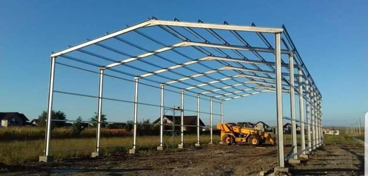 Hale metalice ferme metalice la 12 m