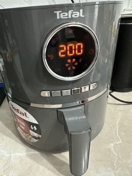 Tefal Ultra Fry 4.2L, stare impecabilă, ca nou