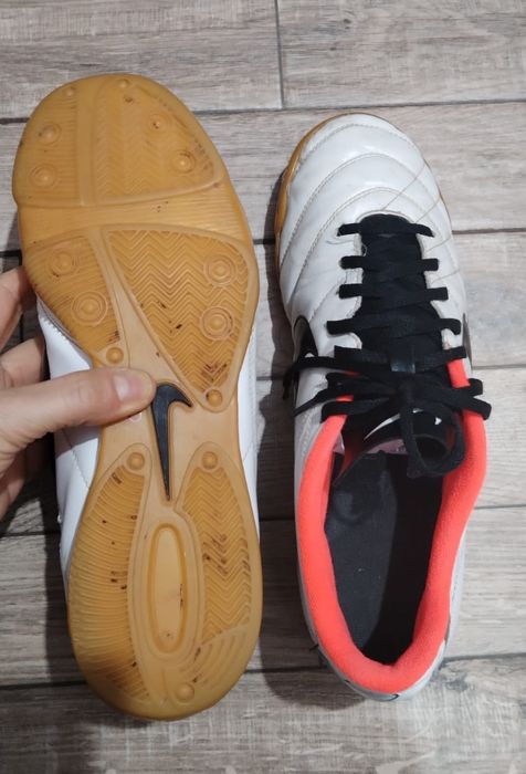 Adidași Nike Nr 44