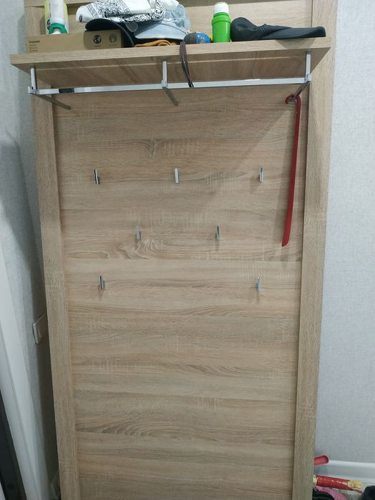 Продам настенную вешалку