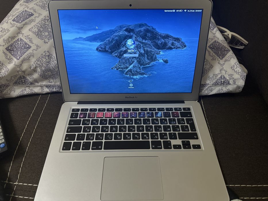 MacBook Air 13" (2012) — Батарея 360 циклов!