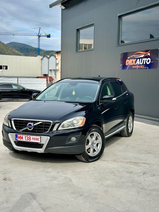 Volvo XC 60 VOLVO XC60 D5 AWD / Camera / 4x4 / 190 CP