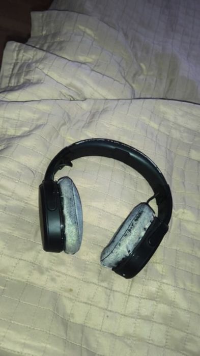 Vând skullcandy crusher