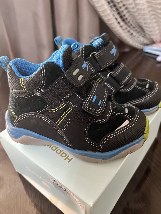 Фирменные ботинки демисезон 21 размер