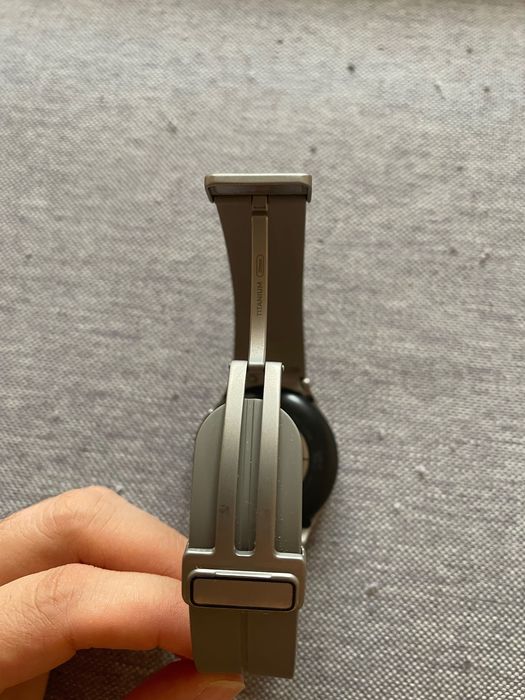 Продавам Samsung Galaxy Watch 5 Pro