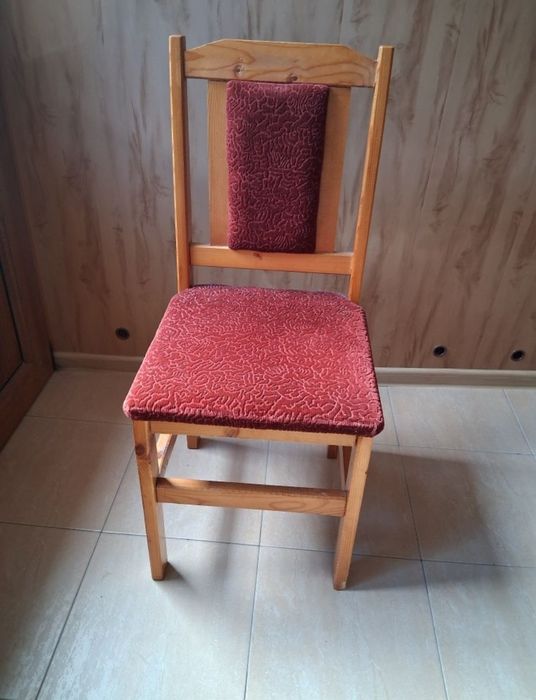 Кухненски стол -