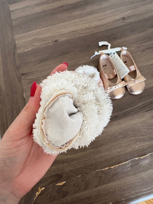 Обувки за бебе момиче