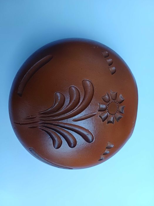 Керамична ваза стенна